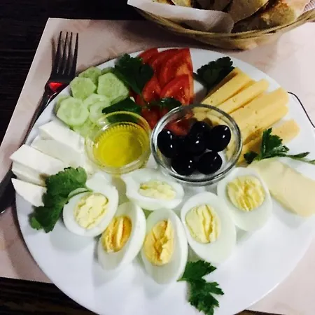 Krovat Na Deribasovskoy