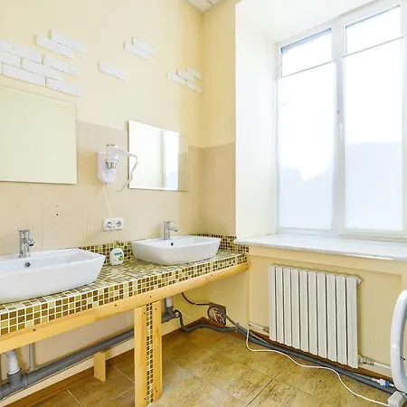 Krovat Na Deribasovskoy * Odesa