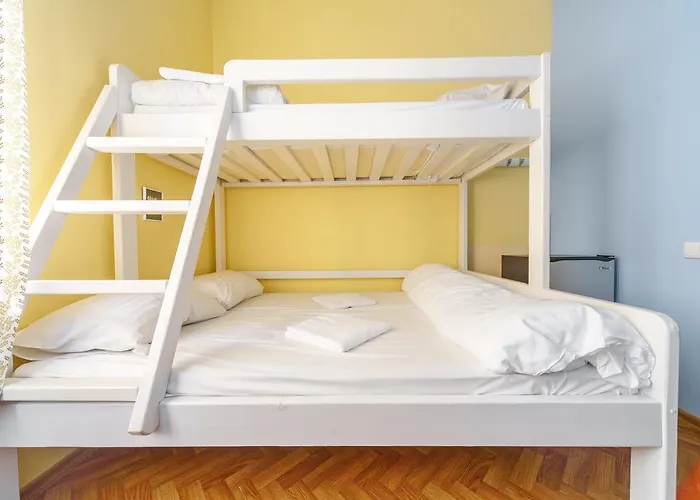 Hostel Krovat Na Deribasovskoy *