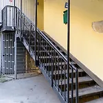 Krovat Na Deribasovskoy Hostel Οδησσός