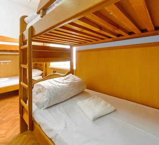 Hostel Krovat Na Deribasovskoy