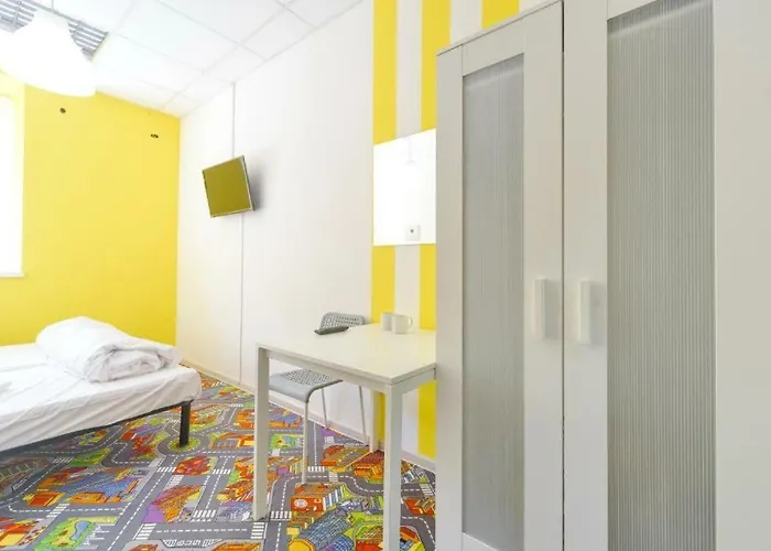 Krovat Na Deribasovskoy Hostel Οδησσός